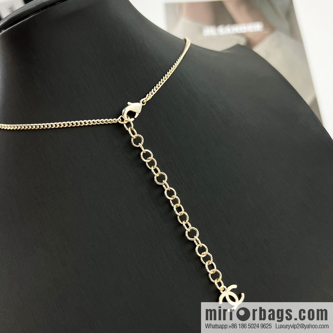 New ☑️ Chanel double c rhinestone patchwork necklace