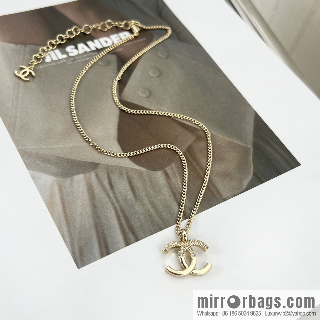 New ☑️ Chanel double c rhinestone patchwork necklace
