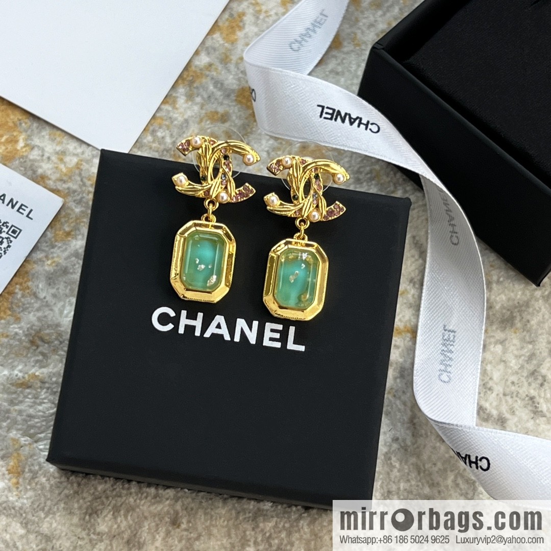 New ☑️ Chanel c2 double c green square stud earrings