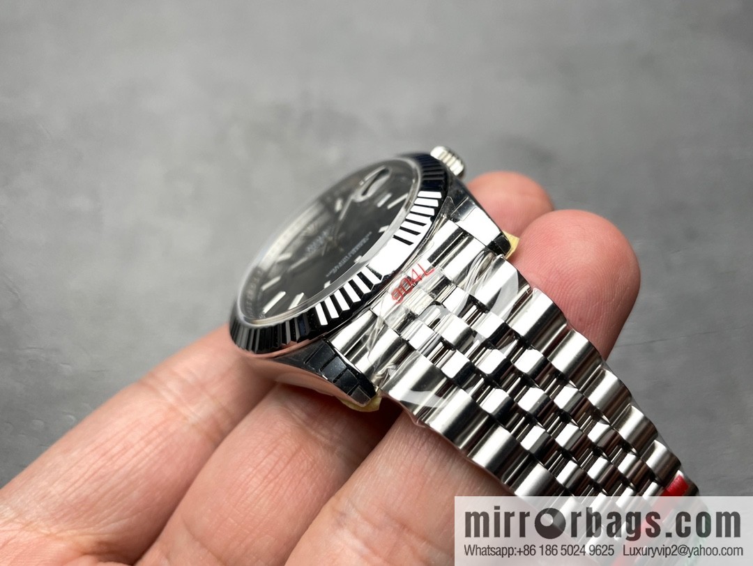 GS does not forget its original intention and adheres to quality. After repeated tempering, it has created the iconic log series watch of Rolex 41MM