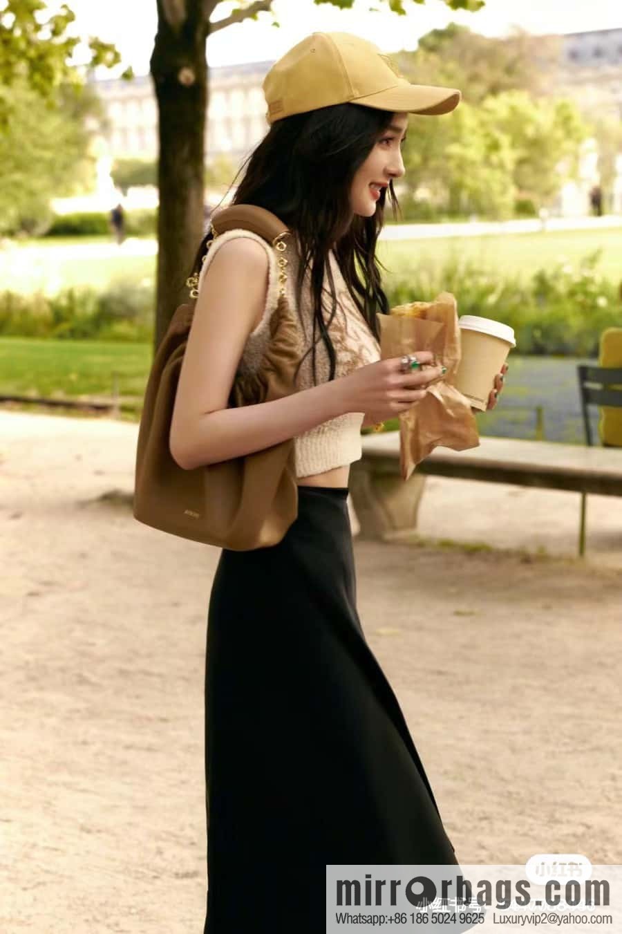 LOEWE Squeezed Underarm Bag 0701 Oak Brown 29.5CM