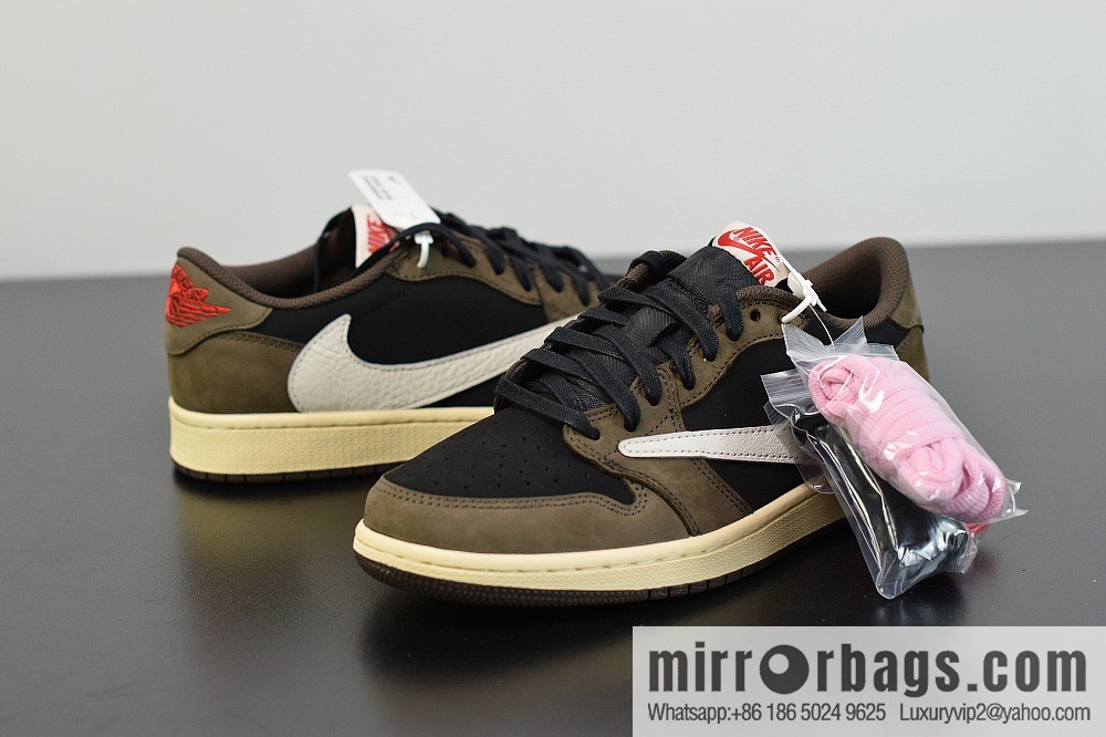 Air Jordan 1 AJ1 Low x Travis Scott Low Barb CQ4277-001
