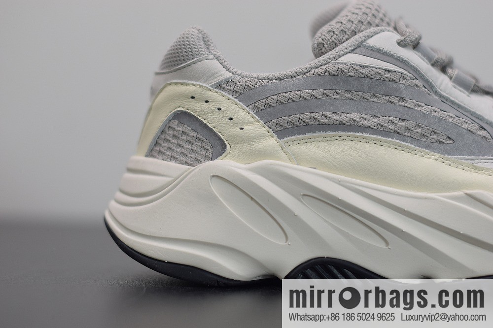 Adidas, top pure original yeezy 700v2 Vintage dad shoes, white