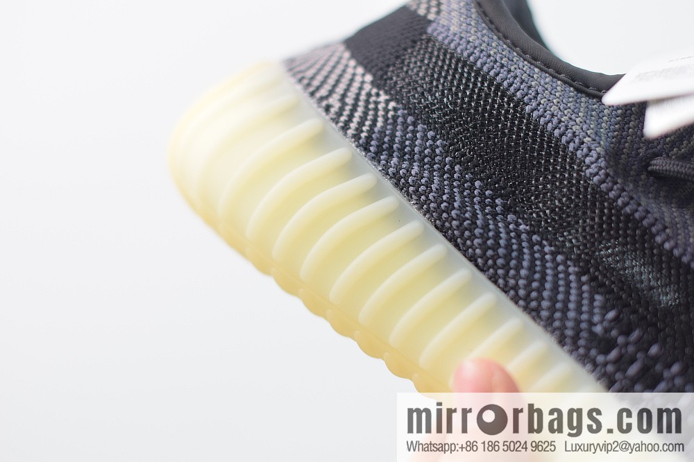 X00Z6 top LW YEEZY BOOST 350 V2 Oreo, versatile lightweight popcorn midsole casual sports jogging shoes, item number FZ5000