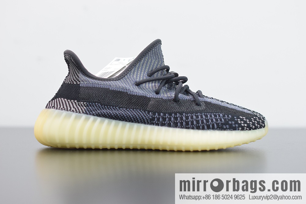 X00Z6 top LW YEEZY BOOST 350 V2 Oreo, versatile lightweight popcorn midsole casual sports jogging shoes, item number FZ5000