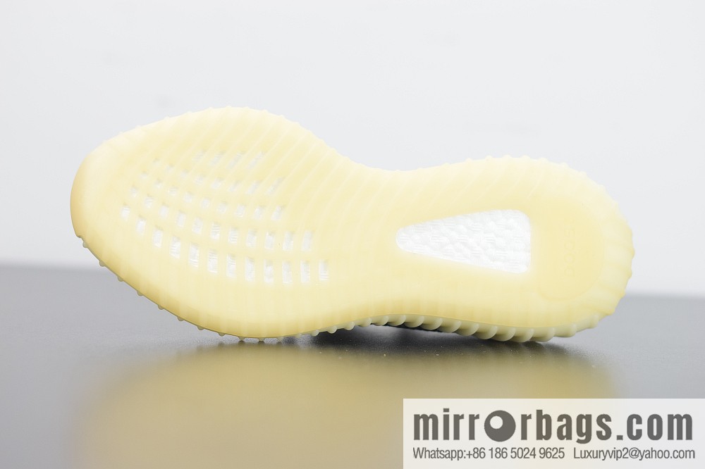 X00Z6 top LW YEEZY BOOST 350 V2 Oreo, versatile lightweight popcorn midsole casual sports jogging shoes, item number FZ5000