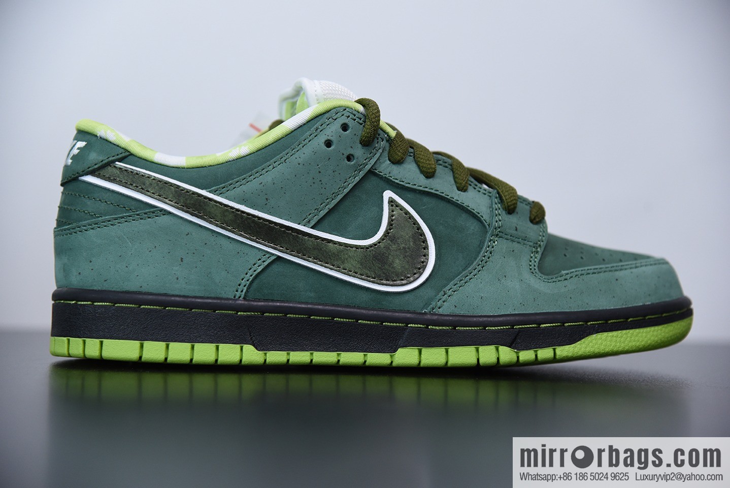 Concepts x Nike SB Dunk Low Green Lobster Unisex The same sneakers item number: BV1310-337