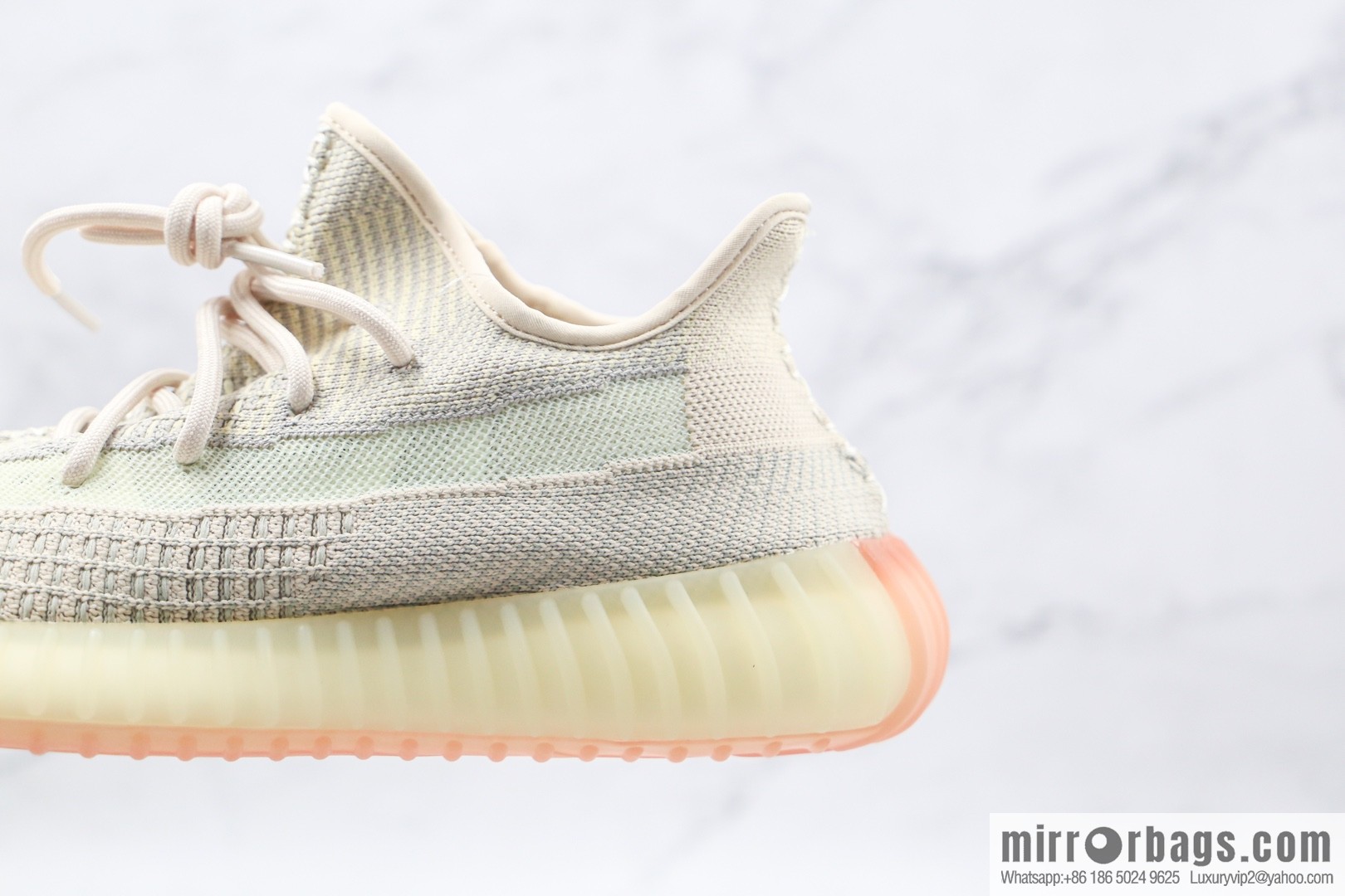 Coconut 350 V2 A version patchwork/swan white limited sneakers