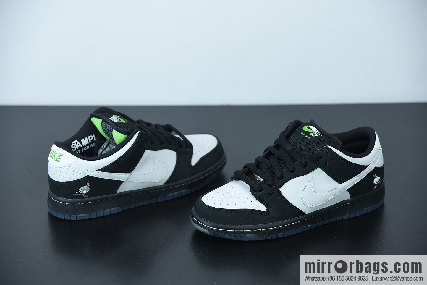 Nk Dunk Low x x Staple joint SB low-top skate shoes black and white pigeons, item number: BV1310-013