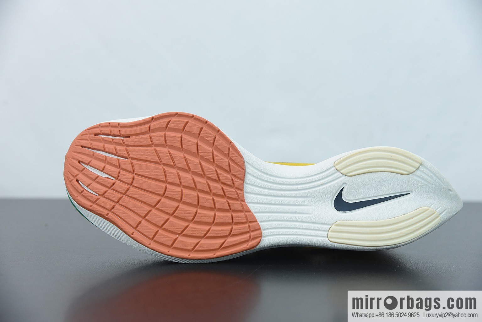 Nk ZoomX Vaporfly NEXT% 2 marathon knit breathable sports shoes, yellow-green, item number: DJ5182 -700