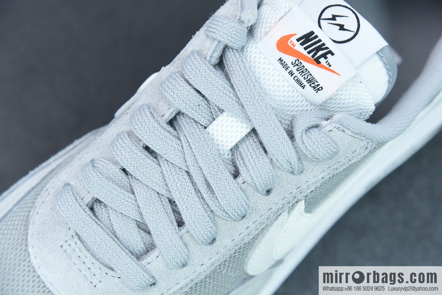 T00C5 Fragment Design x Sacai x LDWaffle catwalk casual sneakers Part Number: DH2684-001