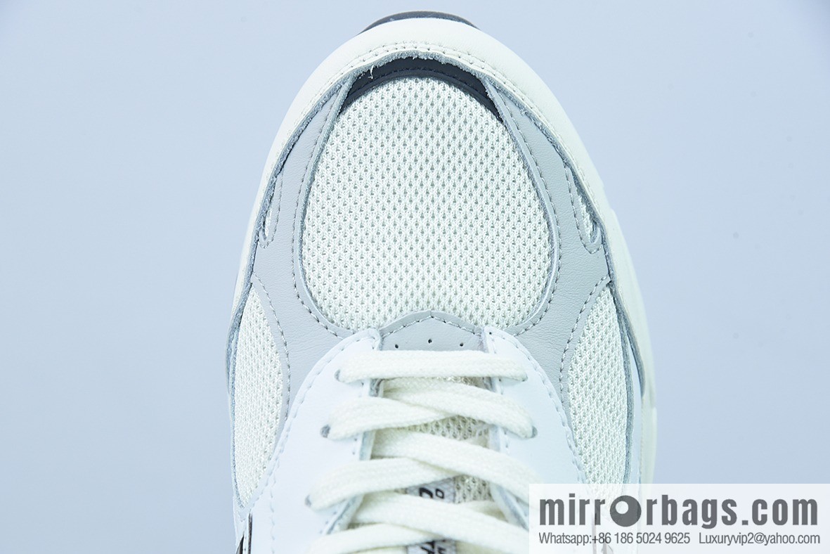 X09C3 New Balance New Balance Vintage running shoes/beige 3M reflective, new version, presidential jogging shoes, item number: M990AL3