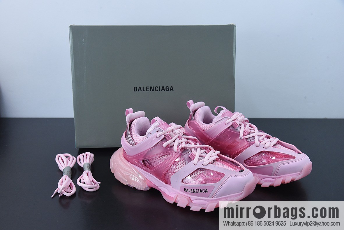 Balenciaga Balenciaga 3.0 High Top Daddy Shoes 647741W3BM45000