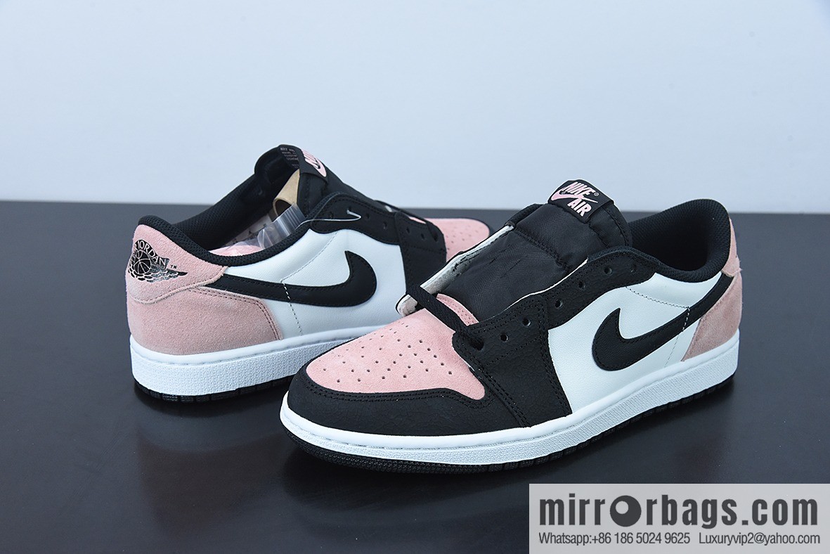 D0F5S4 pure original Air Jordan AJ1 Low OG black powder burst pattern low top, item number: CZ0790-061