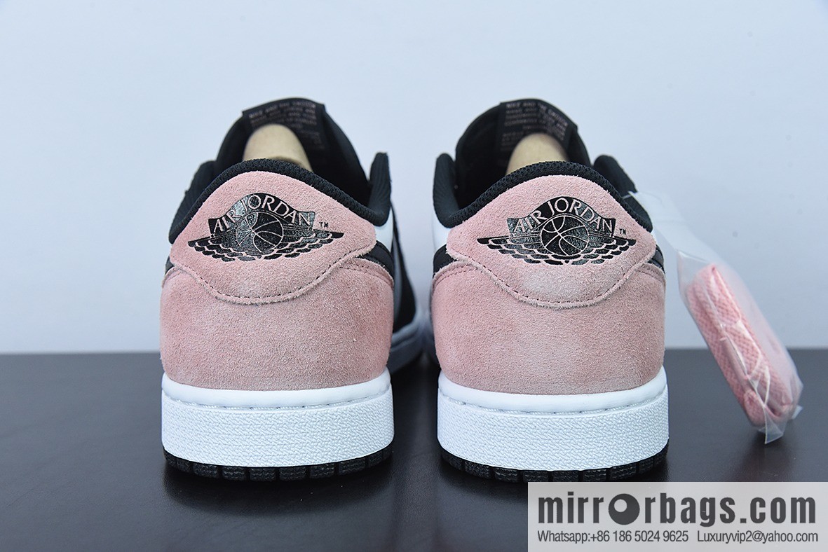 D0F5S4 pure original Air Jordan AJ1 Low OG black powder burst pattern low top, item number: CZ0790-061