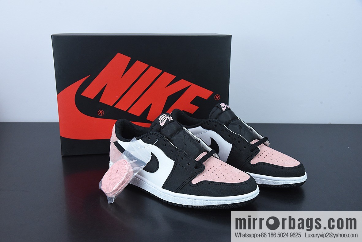 D0F5S4 pure original Air Jordan AJ1 Low OG black powder burst pattern low top, item number: CZ0790-061