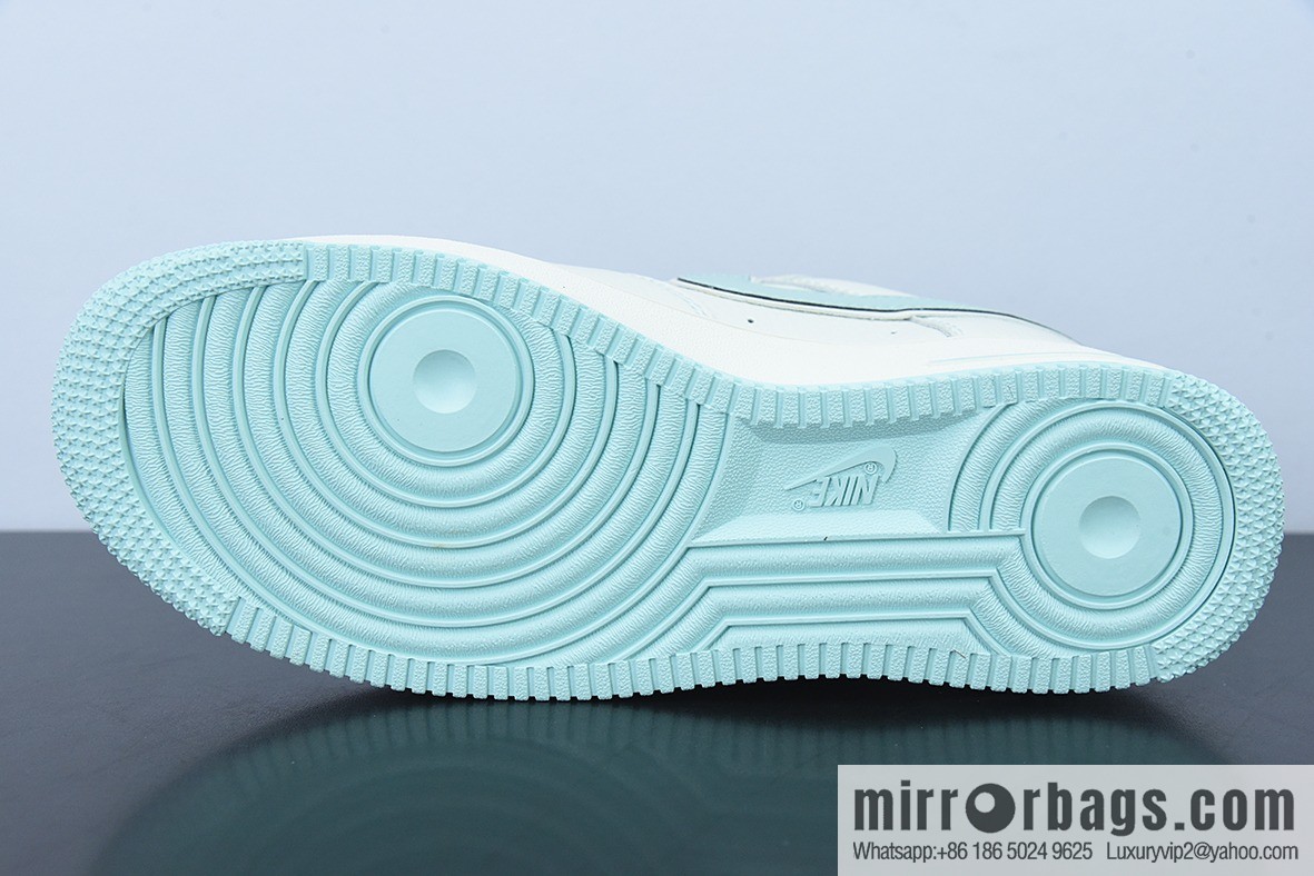 Nk Air Force 1 '07 Low Sky Blue, Air Force One Gypsy Low Top Casual Sneakers, item number TU6536-156