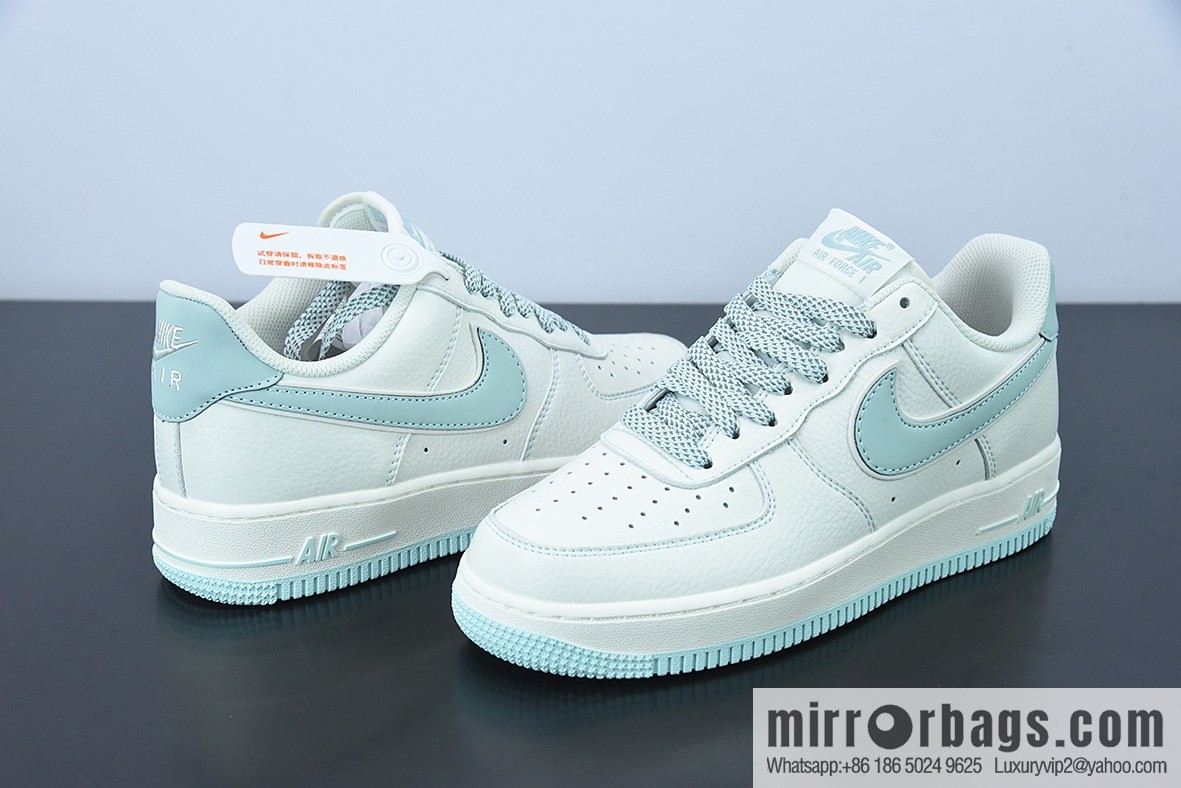 Nk Air Force 1 '07 Low Sky Blue, Air Force One Gypsy Low Top Casual Sneakers, item number TU6536-156