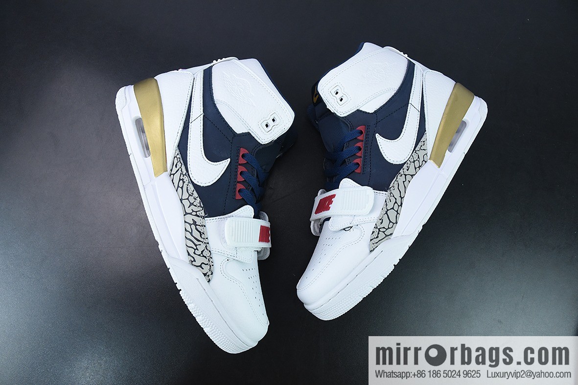 Air Jordan Legacy AJ312 top layer pure original quality velcro three-in-one board shoes, item number: AV3922-101