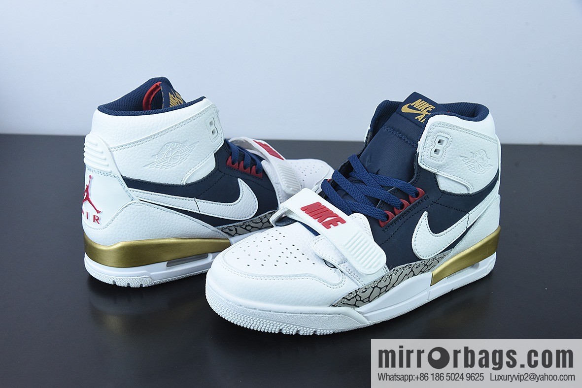Air Jordan Legacy AJ312 top layer pure original quality velcro three-in-one board shoes, item number: AV3922-101