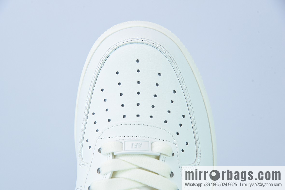 NK Air Force 1 Low '07 Valentine's Day love color scheme Air Force No. 1 low-top casual board shoes Item number: LZ5988-505