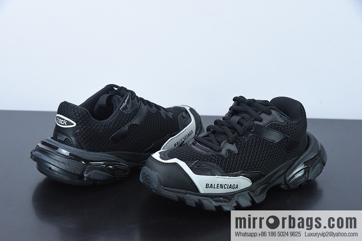 H00G6 pure original purchasing version Balenciaga Balenciaga 3.0 dad shoes, black and white, item number: 700875W3RF19169