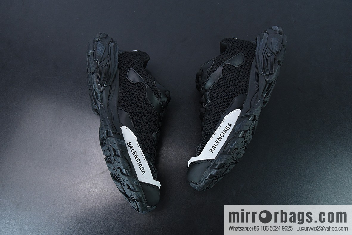 H00G6 pure original purchasing version Balenciaga Balenciaga 3.0 dad shoes, black and white, item number: 700875W3RF19169