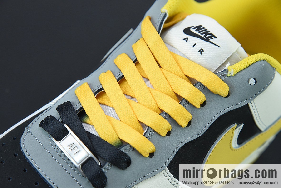 Nike Air Force 1 Low Smiley Double Hook, Air Force One Low Top Sports and Leisure Board Shoes Item Number: AF1234-004