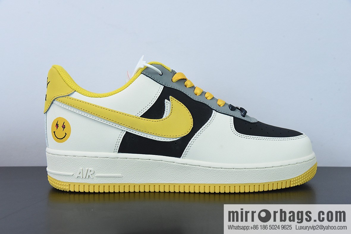 Nike Air Force 1 Low Smiley Double Hook, Air Force One Low Top Sports and Leisure Board Shoes Item Number: AF1234-004