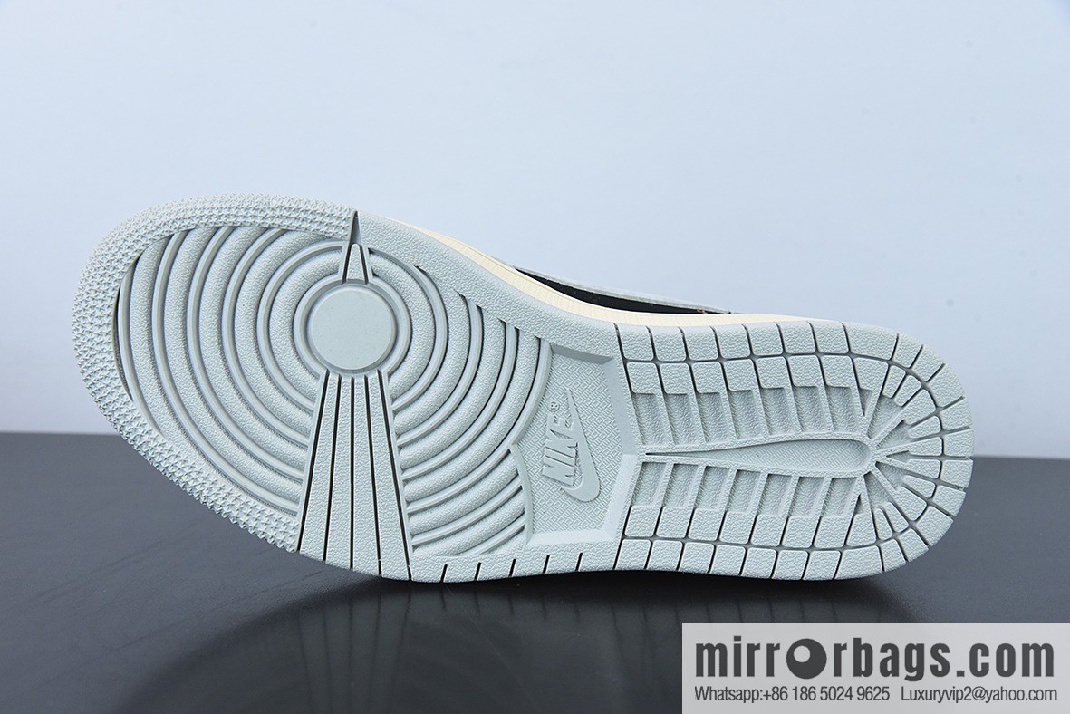 O07M3 DT Pure Original Travis Scott x Fragment x Air Jordan 1 Low Qiao One Backhook Low Help Part Number: DM7866-001
