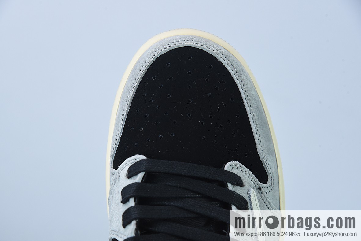 O07M3 DT Pure Original Travis Scott x Fragment x Air Jordan 1 Low Qiao One Backhook Low Help Part Number: DM7866-001
