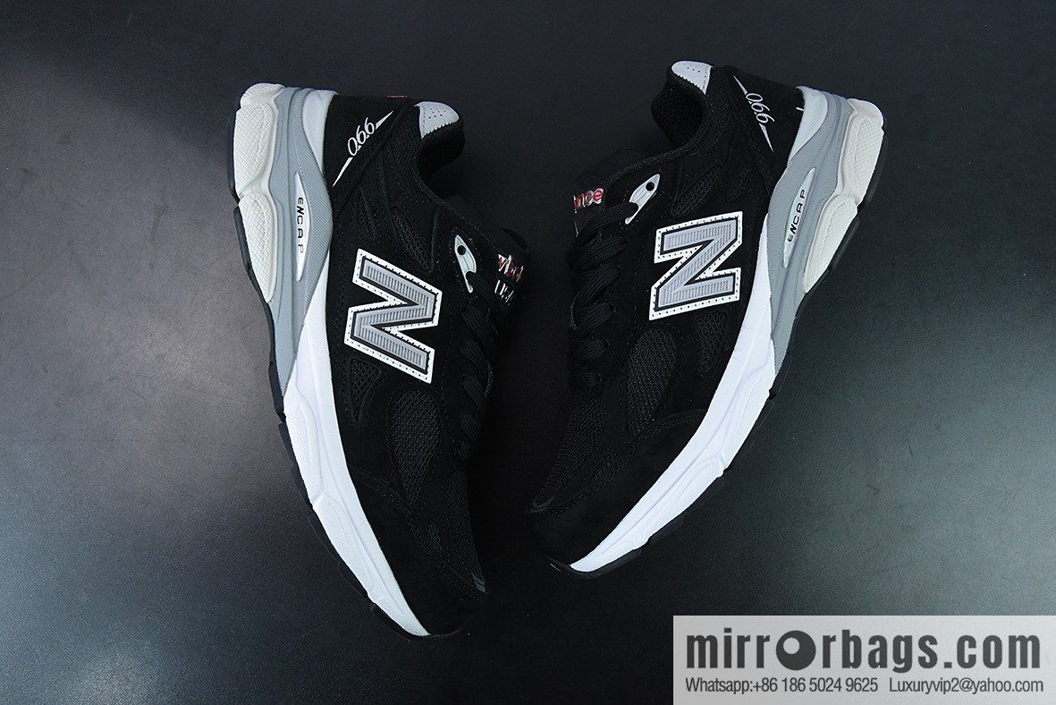 New Balance Made in USA M990V3 third-generation series American pedigree classic Vintage casual sports versatile dad running shoes, item number: M990BS3