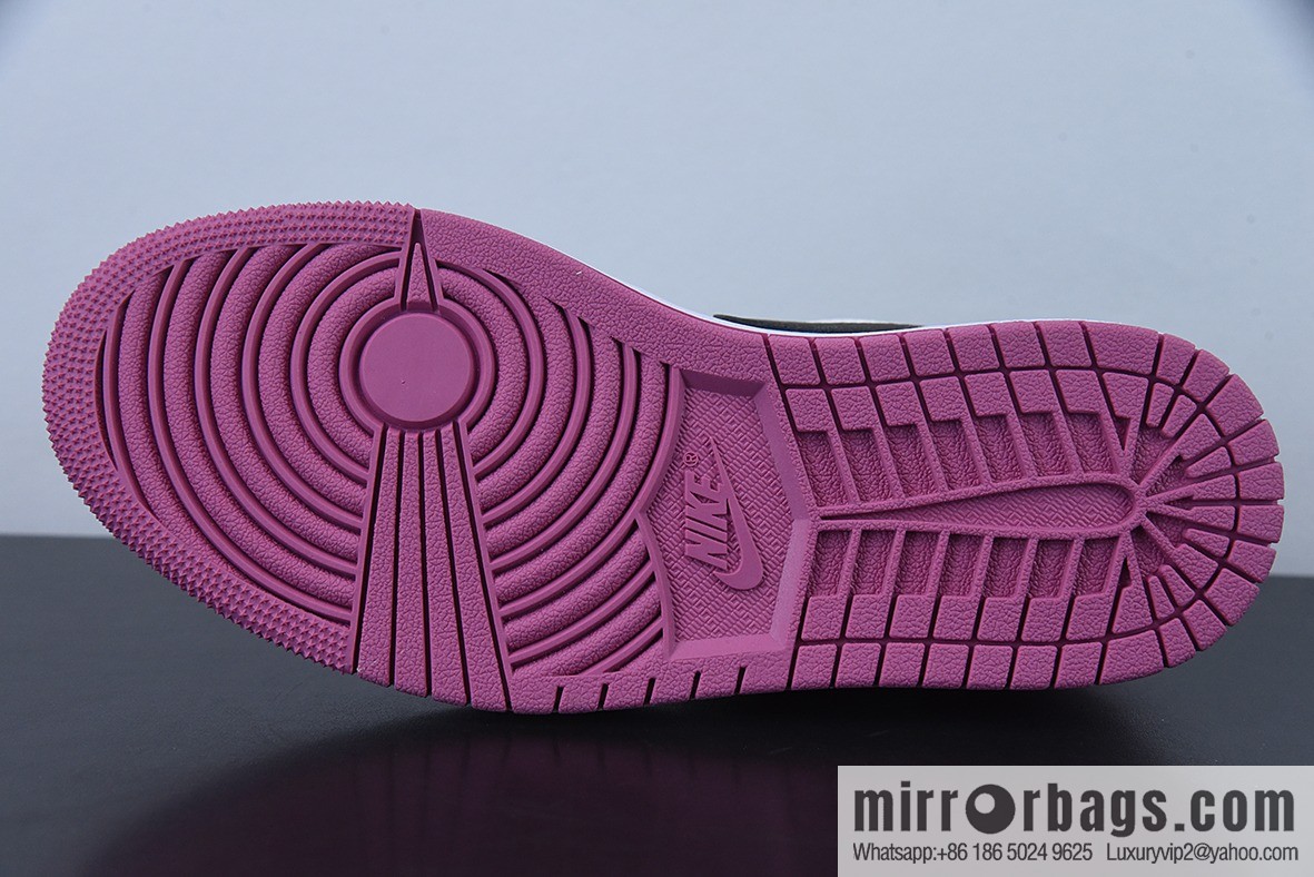 NK Air Jordan 1 Low AJ1 Joe 1 white pink black hook, low-top casual board shoes, item number: DC1767-160