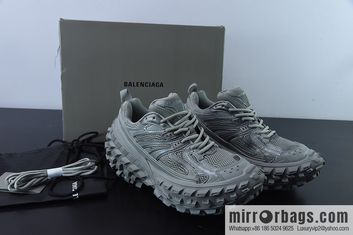 Balenciaga Defender Rubber Platform Sneakers Off-Road Outdoor Height Increase Platform Casual Sports Jogging Shoes 685611 W2RA6 1200