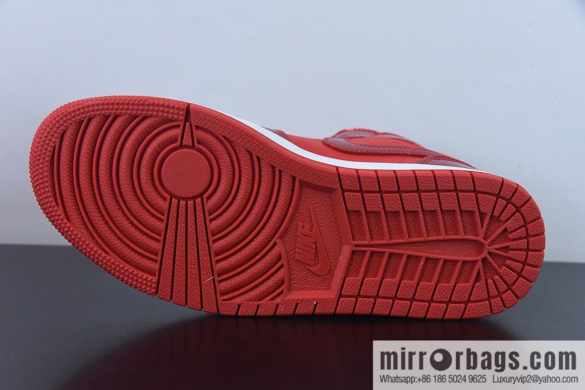 Air Jordan AJ1 Mid Help, red patent leather Unisex basketball shoes of the same style, item number: DH5894-600