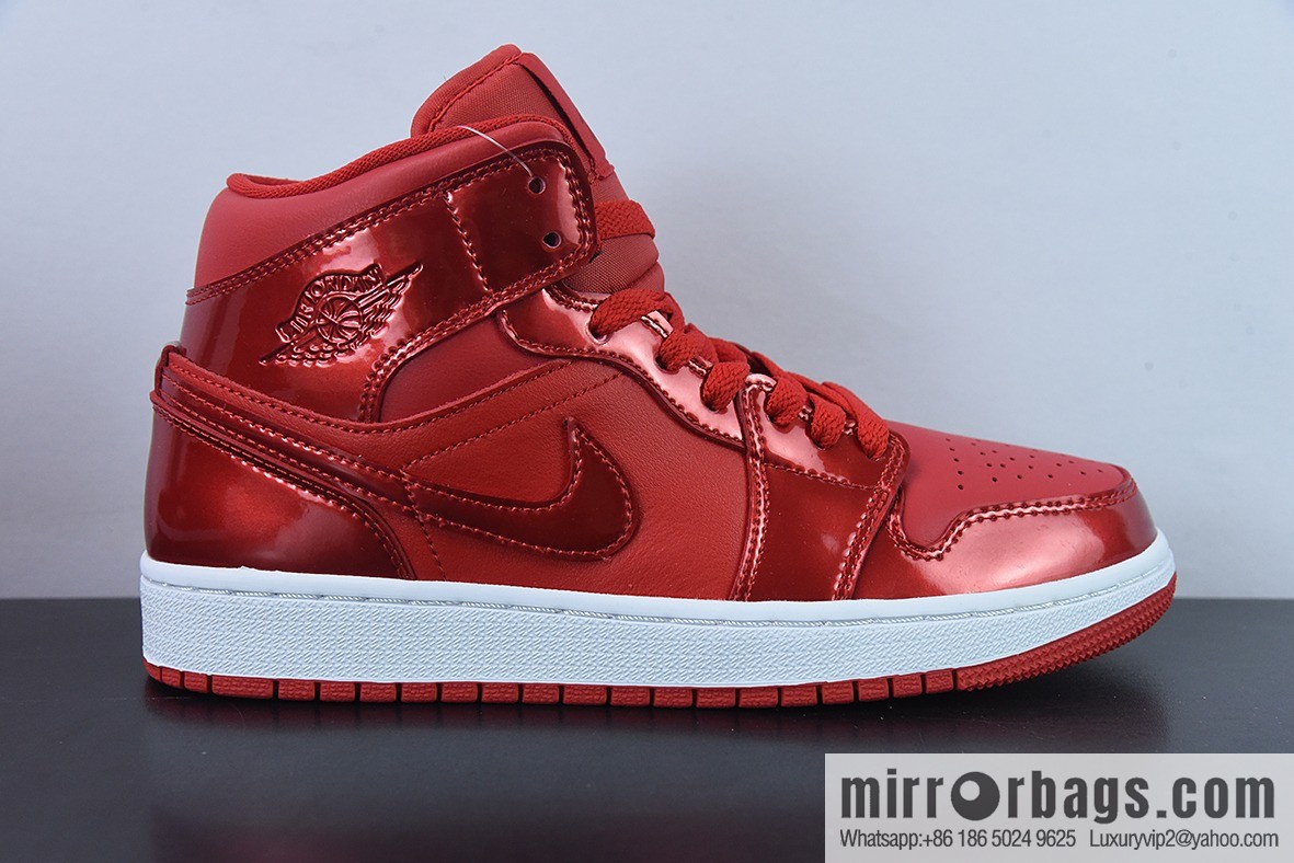 Air Jordan AJ1 Mid Help, red patent leather Unisex basketball shoes of the same style, item number: DH5894-600