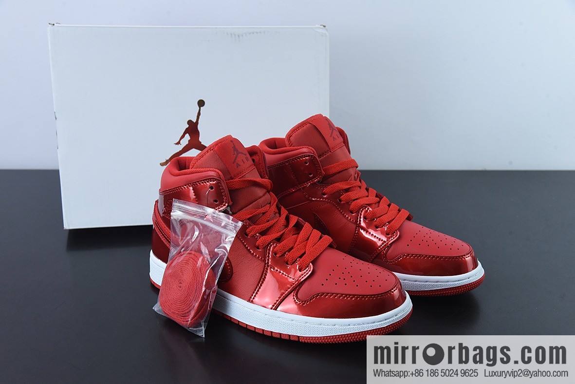 Air Jordan AJ1 Mid Help, red patent leather Unisex basketball shoes of the same style, item number: DH5894-600