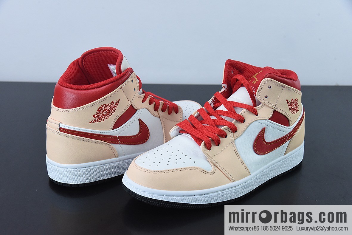 J09L3 inspected version AJ1 MID Zhongbang, yellow and white Unisex basketball shoes of the same style, item number 554725-201.