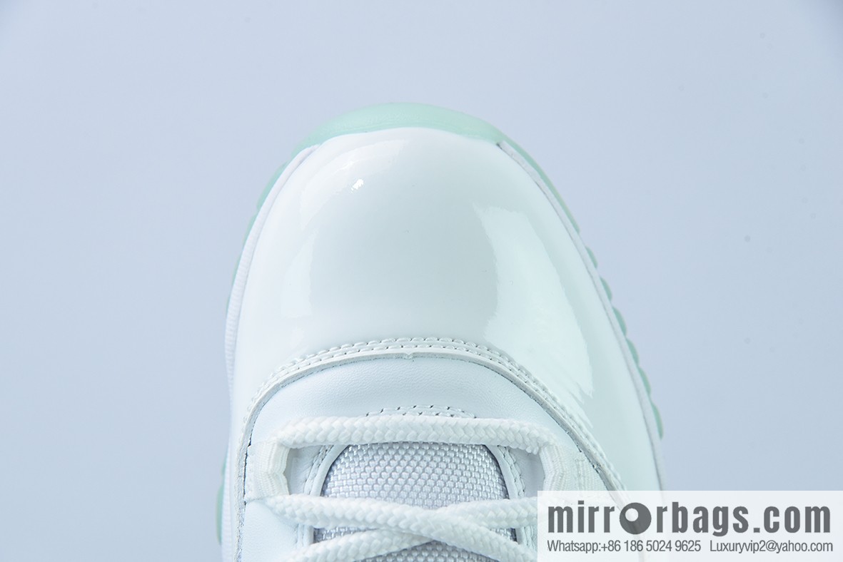 Air Jordan 11 Retro low-top legendary blue low-top men's sneakers Part Number: AV2187 117