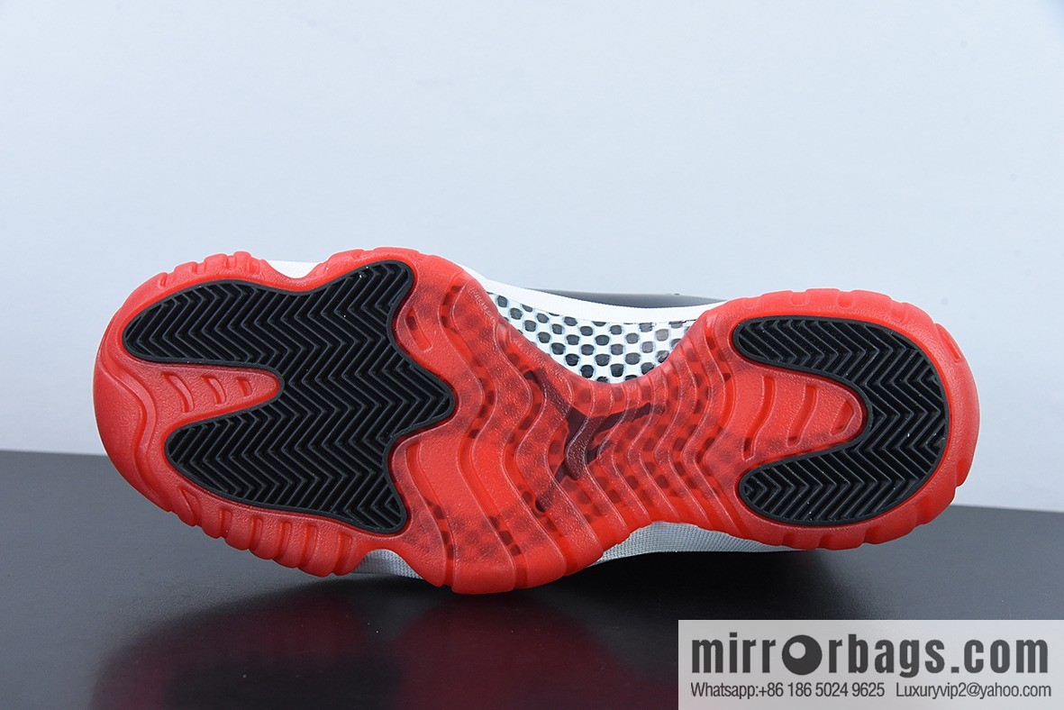 Air Jordan 11 Bred high-top men's basketball shoes, black and red, item number: 378037 061