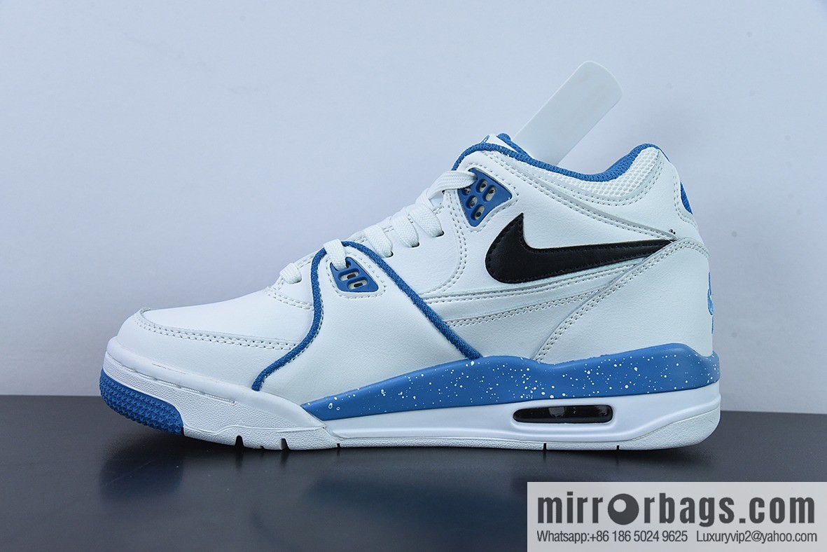 Air Flight Legacy white and blue, the same sneakers as the classic Air Jordan 3 and Air Jordan Unisex, item number: 306252-116.