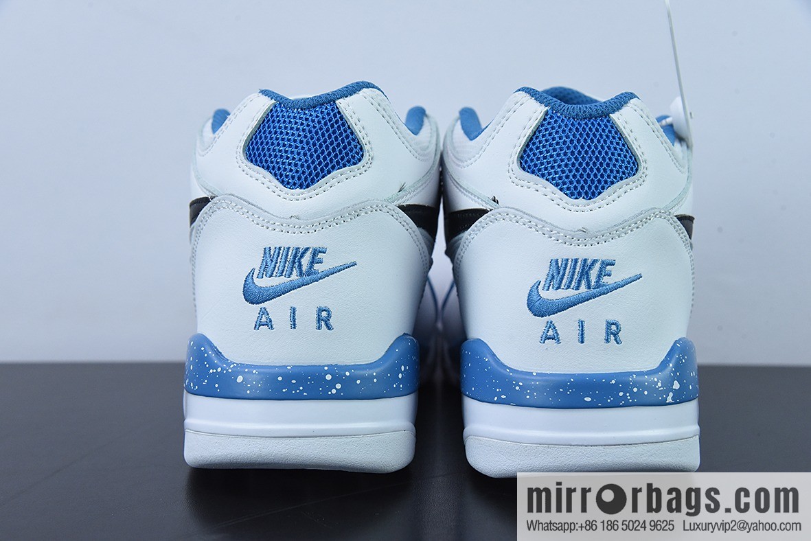 Air Flight Legacy white and blue, the same sneakers as the classic Air Jordan 3 and Air Jordan Unisex, item number: 306252-116.