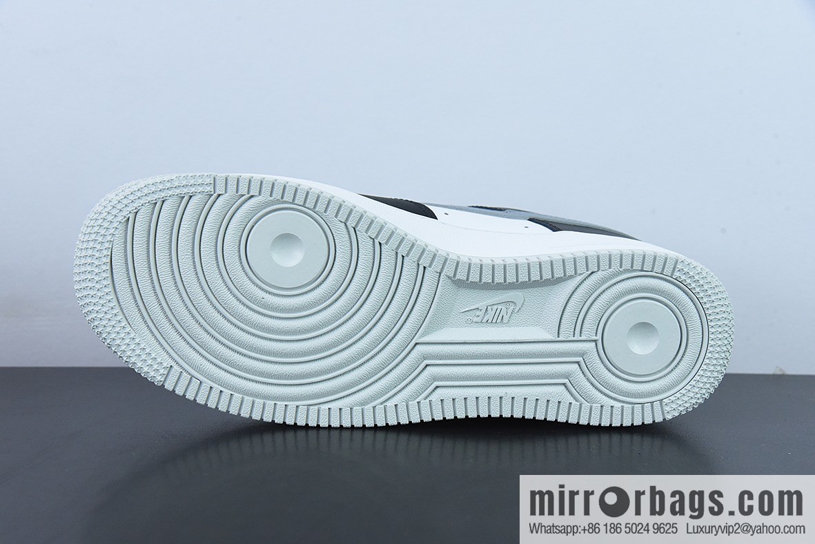 NK Air Force 1 Air Force One low-top sports and leisure board shoes black and white gray hook, item number FD9065-100