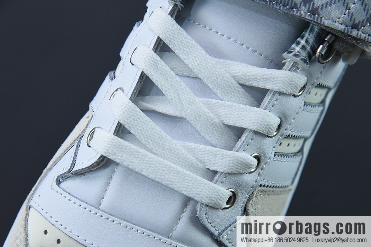 Adidas Originals Forum 84 Low grey and white plaid low-top casual board shoes, item number FZ5627