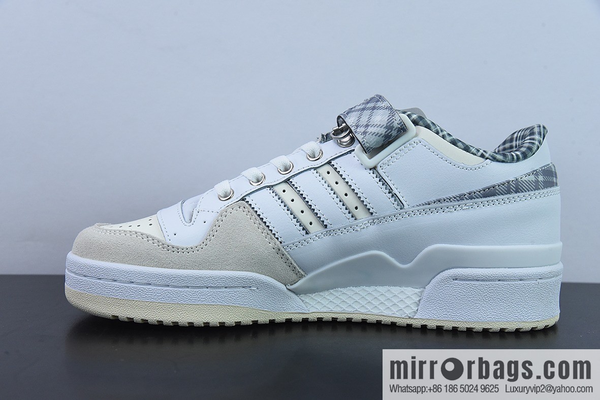 Adidas Originals Forum 84 Low grey and white plaid low-top casual board shoes, item number FZ5627