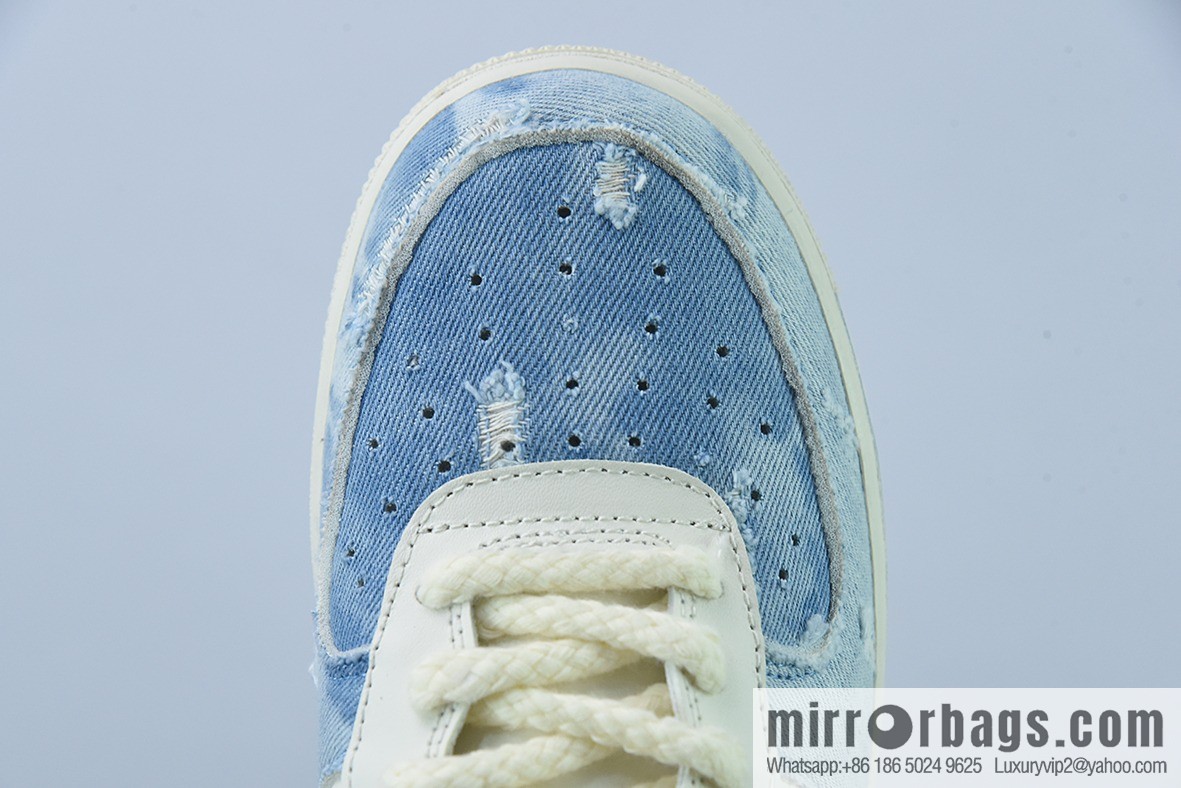 NK Air Force 1 Low Air Force One low-top versatile leisure sports shoes, washed denim holes, item number: CW1888-611