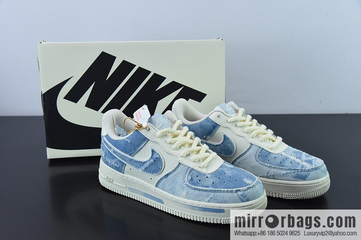 NK Air Force 1 Low Air Force One low-top versatile leisure sports shoes, washed denim holes, item number: CW1888-611