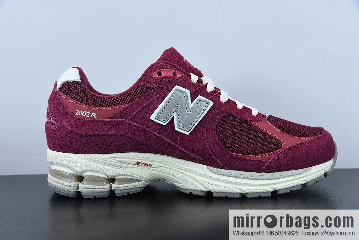 New Balance ML2002 Series Vintage Daddy Style Unisex Casual Shoes Couple Versatile Jogging Shoes Sports Men's Shoes Women's Shoes M2002RHA
