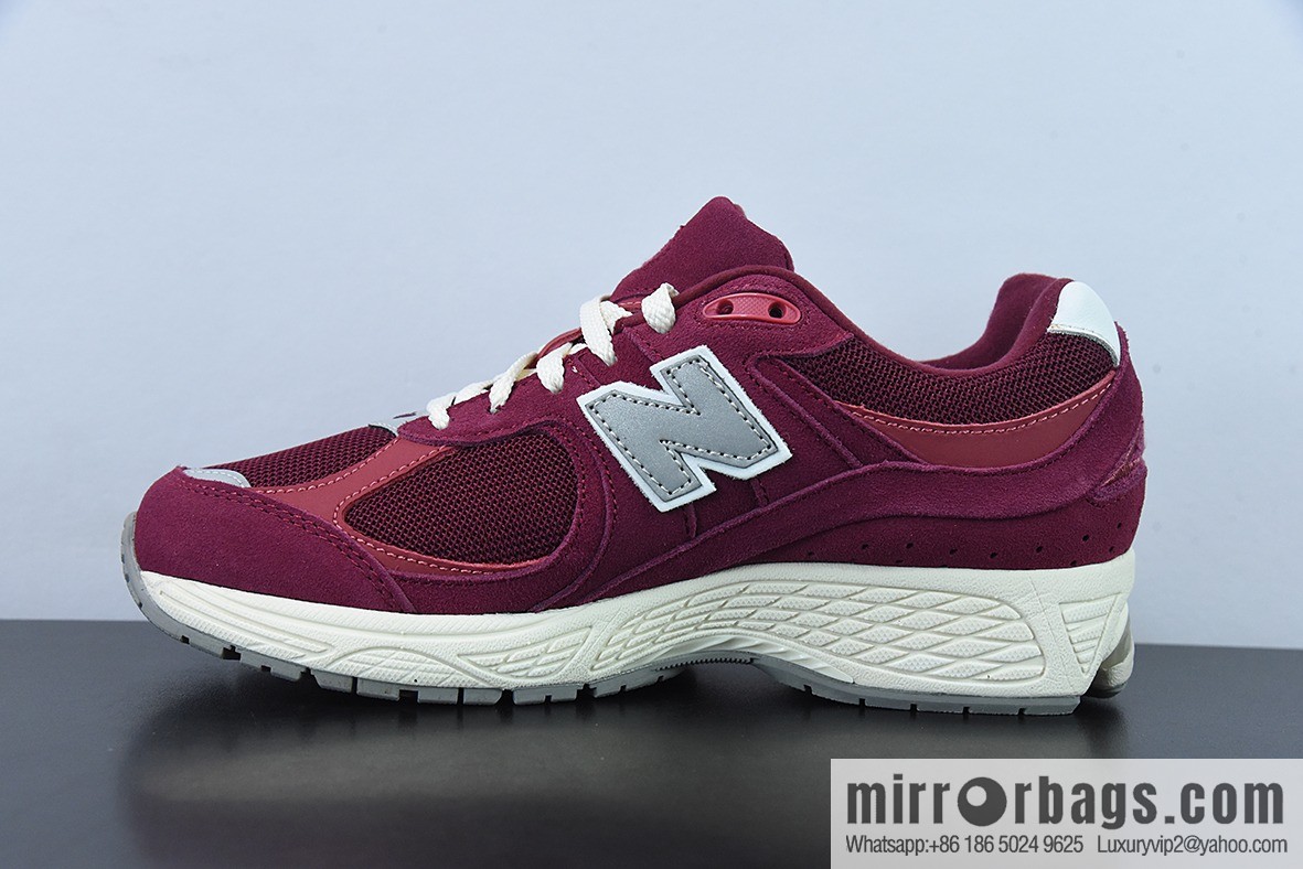 New Balance ML2002 Series Vintage Daddy Style Unisex Casual Shoes Couple Versatile Jogging Shoes Sports Men's Shoes Women's Shoes M2002RHA