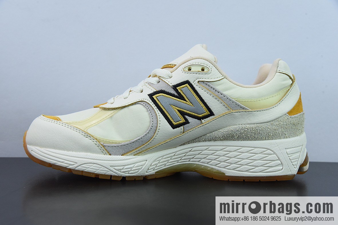 New Balance ML2002 Series Vintage Daddy Style Unisex Casual Shoes Couple Versatile Jogging Shoes Sports Men's Shoes Women's Shoes M2002RJ1